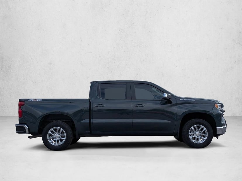 2026 Chevrolet Silverado - Image 2
