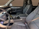 2026 Cadillac Escalade ESV - Preview 5