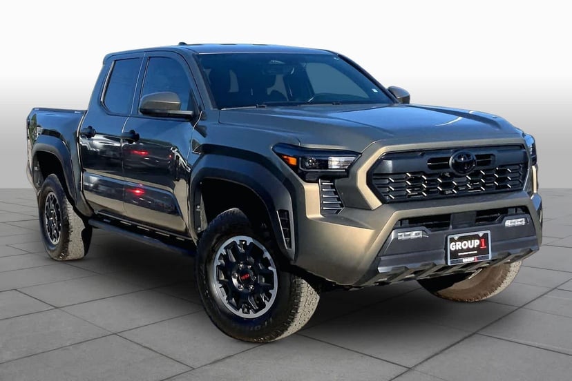 2024 Toyota Tacoma - Image 2
