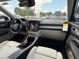 2026 Volvo XC40 - Preview 9