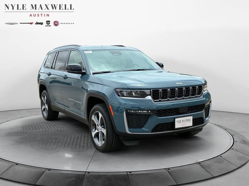 2026 Jeep Grand Cherokee - Image 1