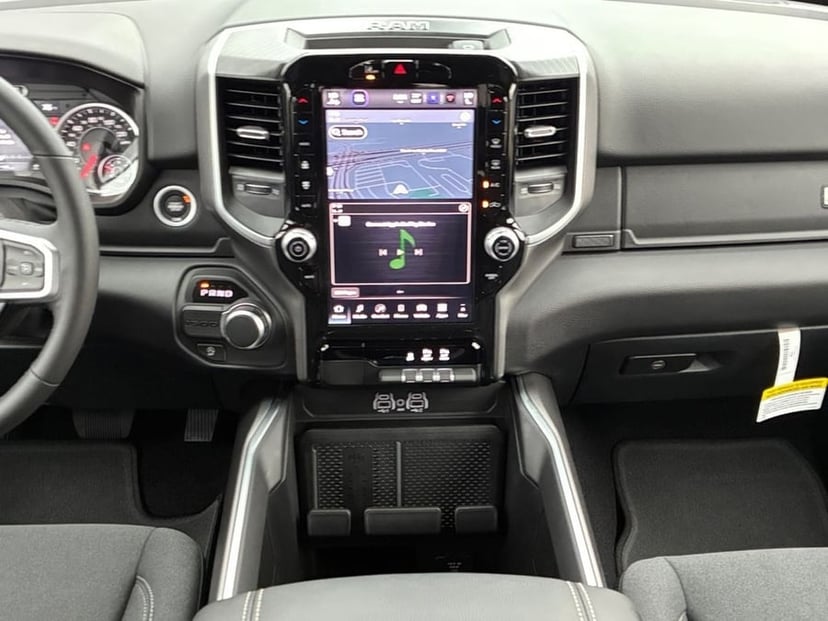 2026 Ram 1500 - Image 3