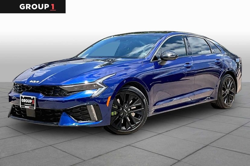 2026 Kia K5 - Image 2