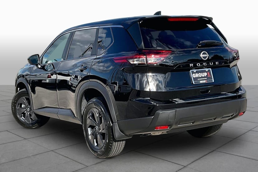2027 Nissan Rogue - Image 1