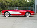 1960 Chevrolet Corvette - Preview 5