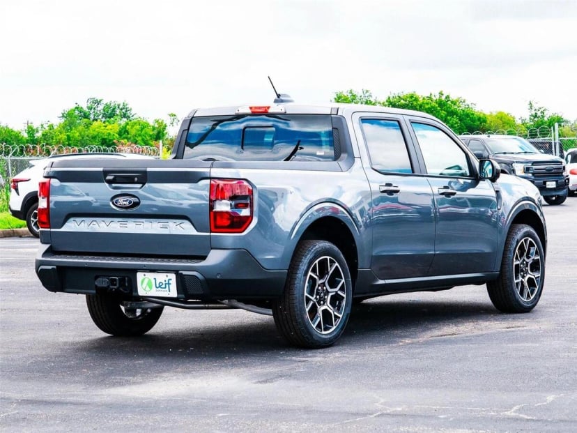 2026 Ford Maverick - Image 3
