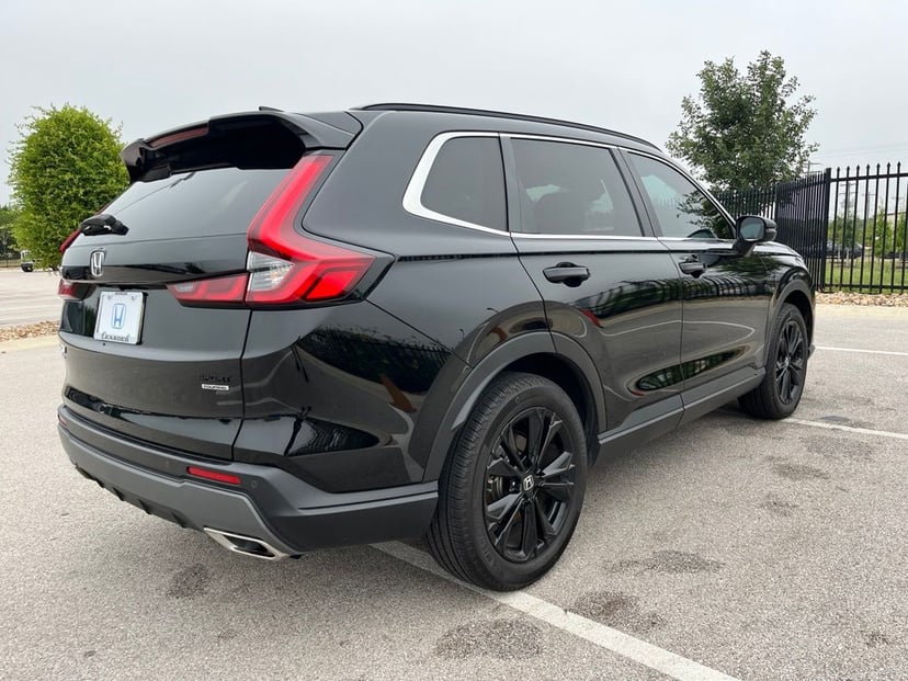 2025 Honda CR-V - Image 2
