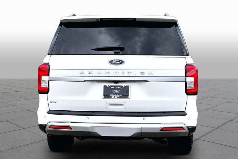 2024 Ford Expedition - Image 3