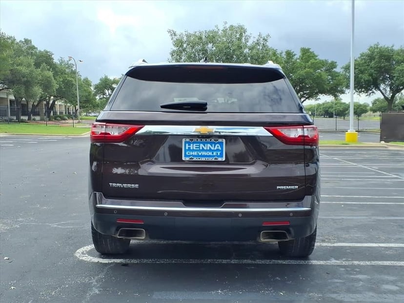 2021 Chevrolet Traverse - Image 3