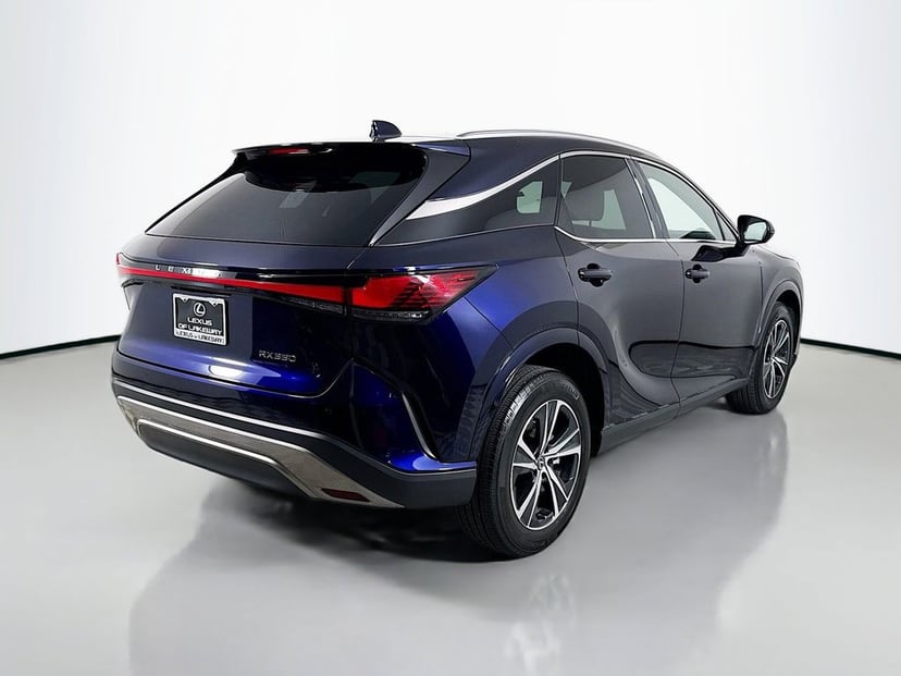 2025 Lexus RX - Image 3