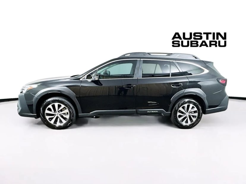 2025 Subaru Outback - Image 2