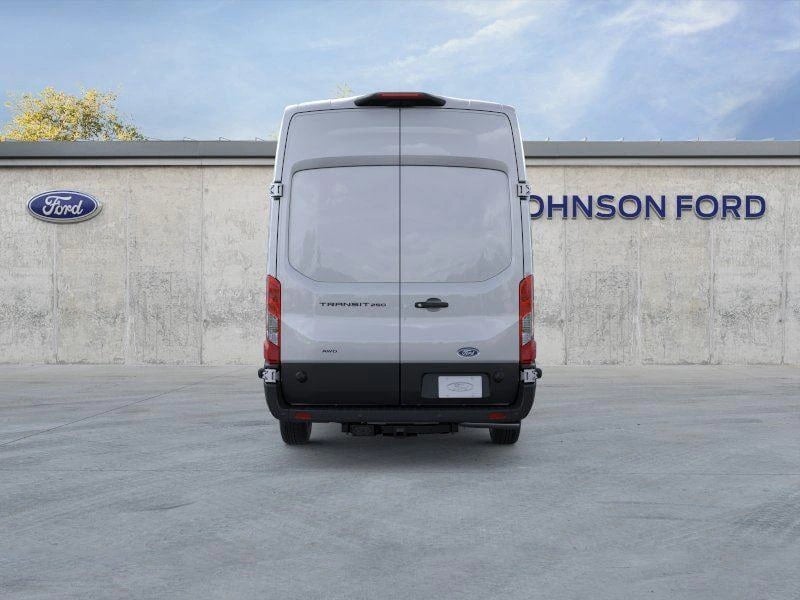 2026 Ford Transit - Image 3