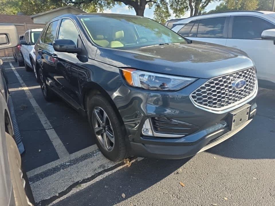 2024 Ford Edge - Image 1