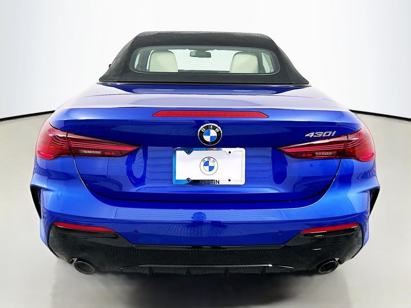 2027 BMW 4 Series - Image 2