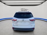 2015 Toyota Highlander - Preview 2