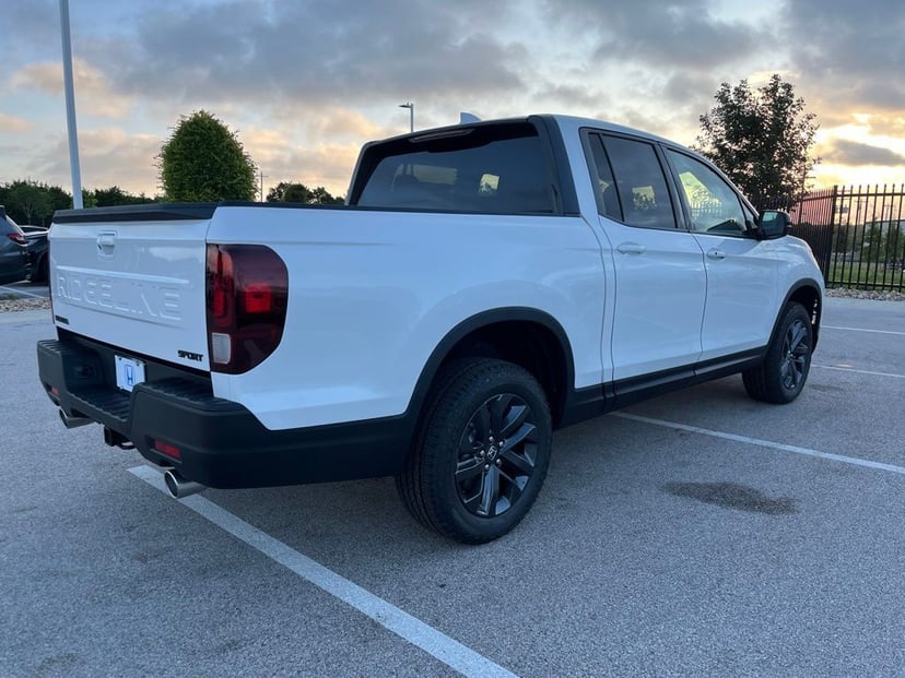 2026 Honda Ridgeline - Image 3