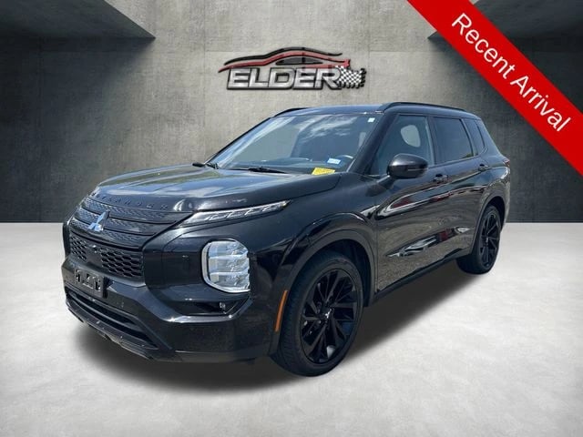 2024 Mitsubishi Outlander - Image 1