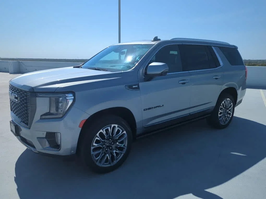 2023 GMC Yukon - Image 1