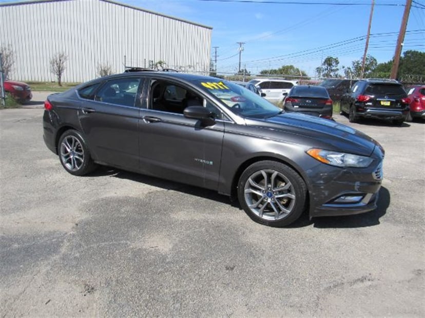 2017 Ford Fusion - Image 1