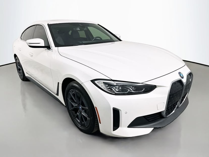 2024 BMW i4 - Image 2
