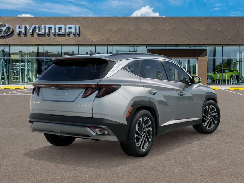 2026 Hyundai Tucson Hybrid - Image 3