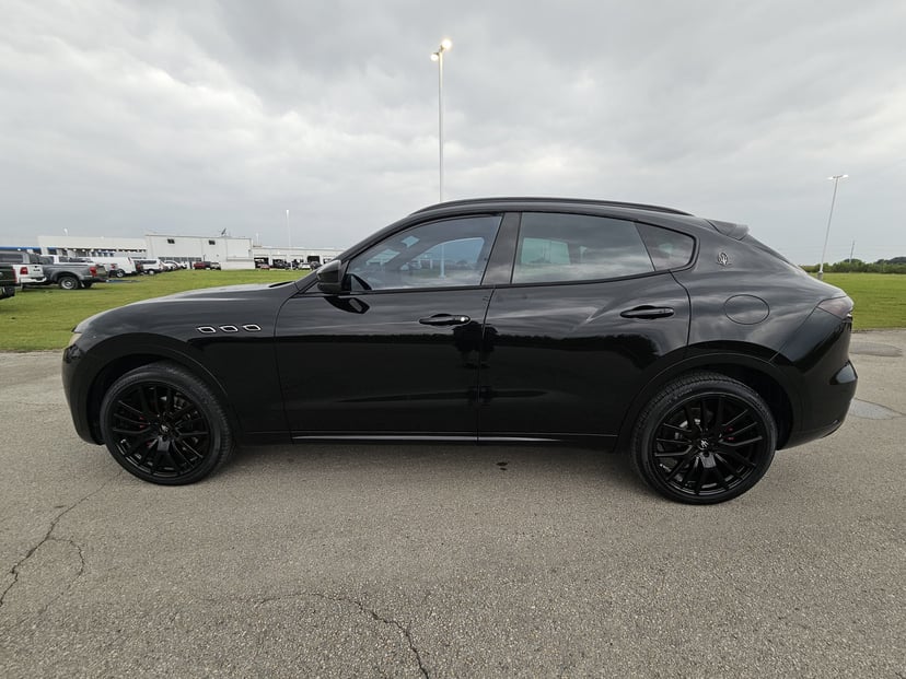 2018 Maserati Levante - Image 3