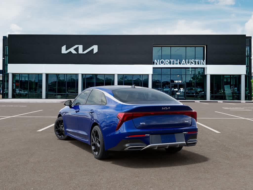 2026 Kia K5 - Image 2
