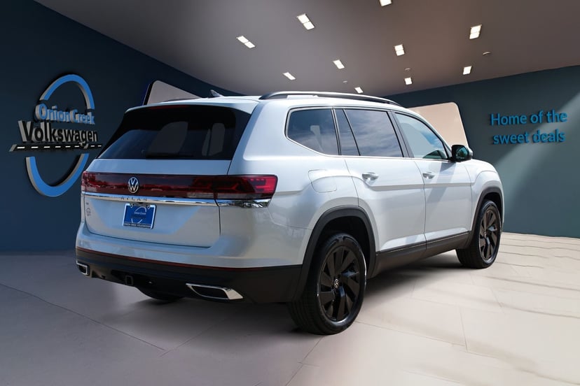 2026 Volkswagen Atlas - Image 3