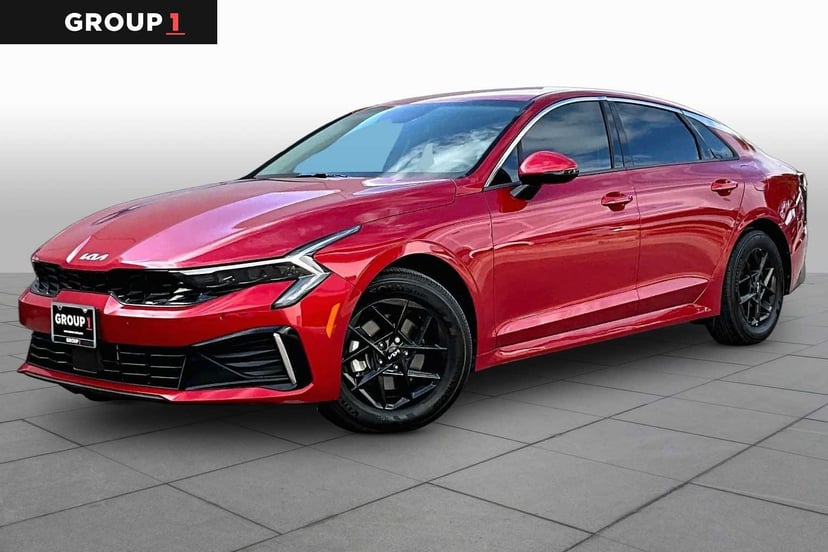 2025 Kia K5 - Image 1
