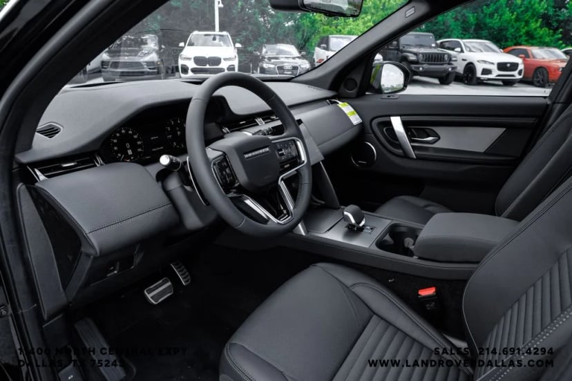 2026 Land Rover Discovery Sport - Image 3