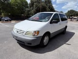 2002 Toyota Sienna - Preview 2