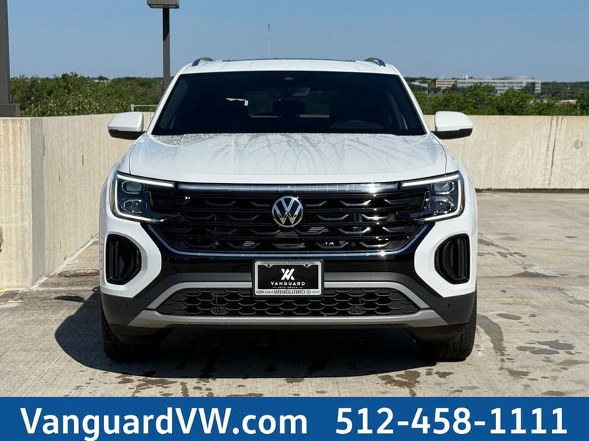 2026 Volkswagen Atlas Cross Sport - Image 1