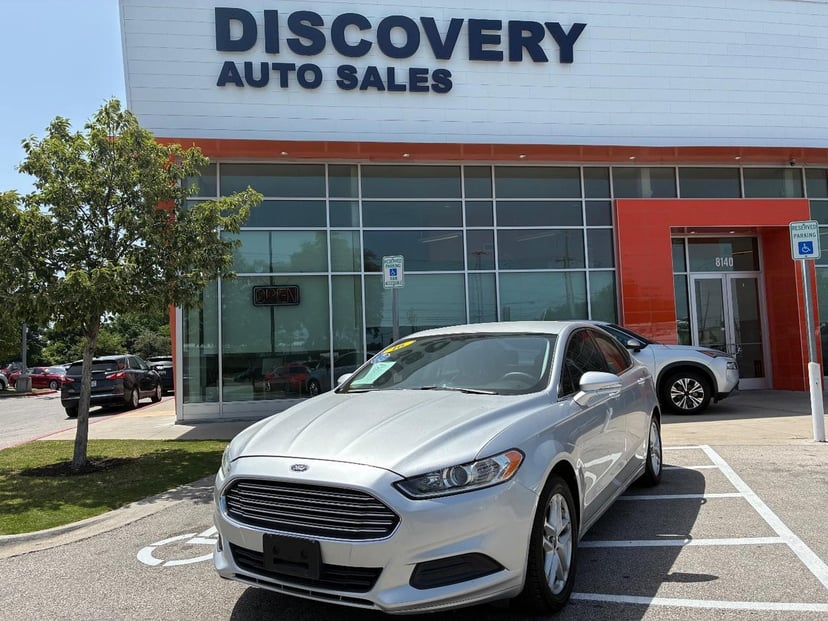 2016 Ford Fusion - Image 1