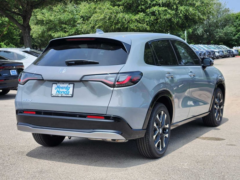 2027 Honda HR-V - Image 3