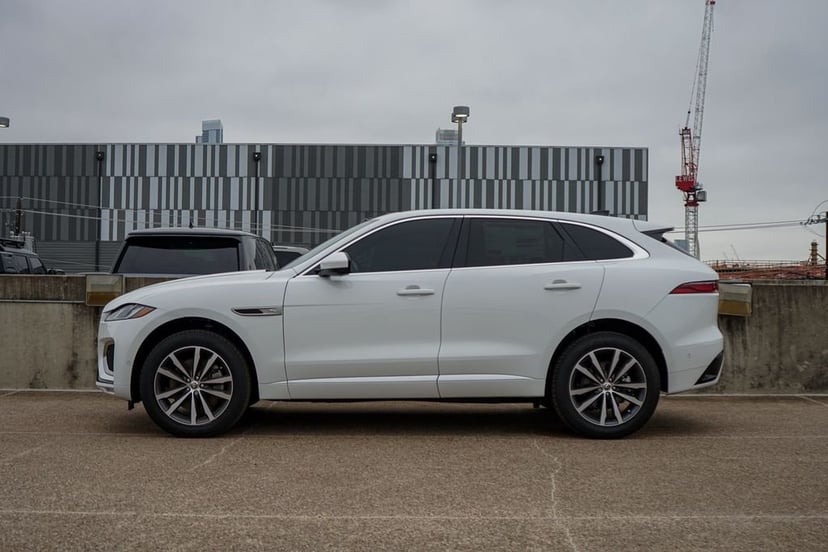 2026 Jaguar F-PACE - Image 2