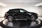 2026 Porsche Macan - Preview 8