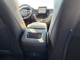 2026 Volvo XC60 - Preview 11