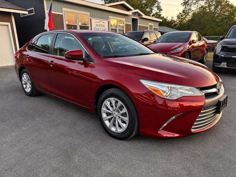 2017 Toyota Camry - Image 1
