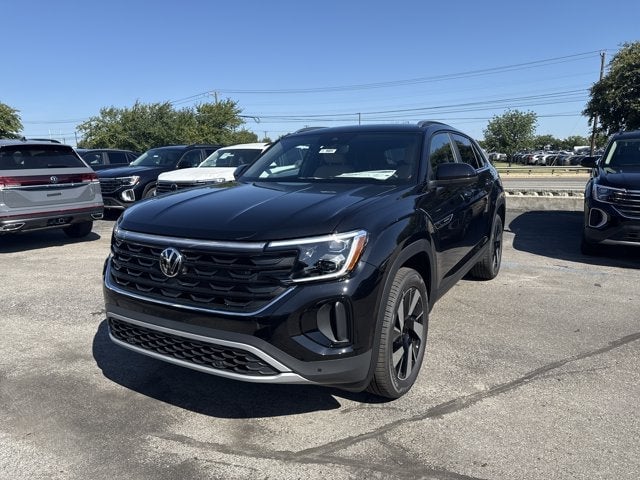 2026 Volkswagen Atlas Cross Sport - Image 1