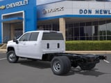 2026 Chevrolet Silverado 3500 HD - Preview 3