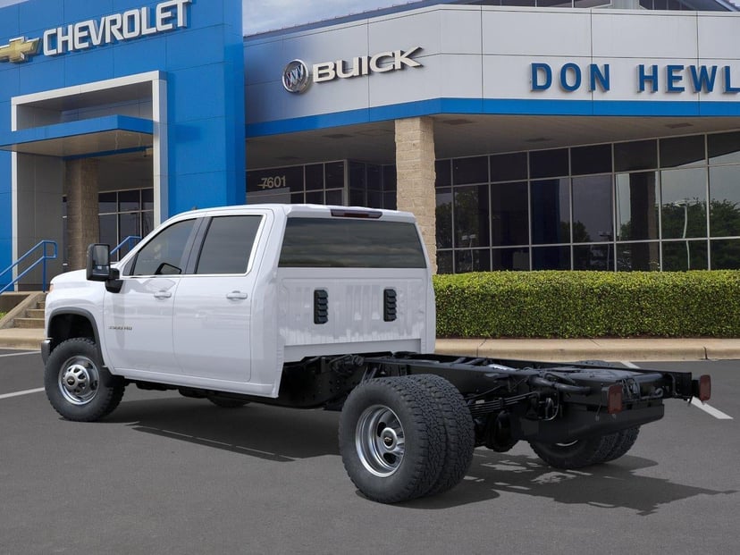 2026 Chevrolet Silverado 3500 HD - Image 3