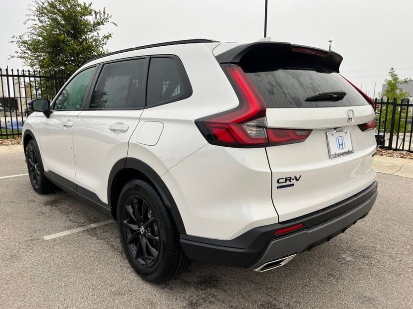 2026 Honda CR-V - Image 3