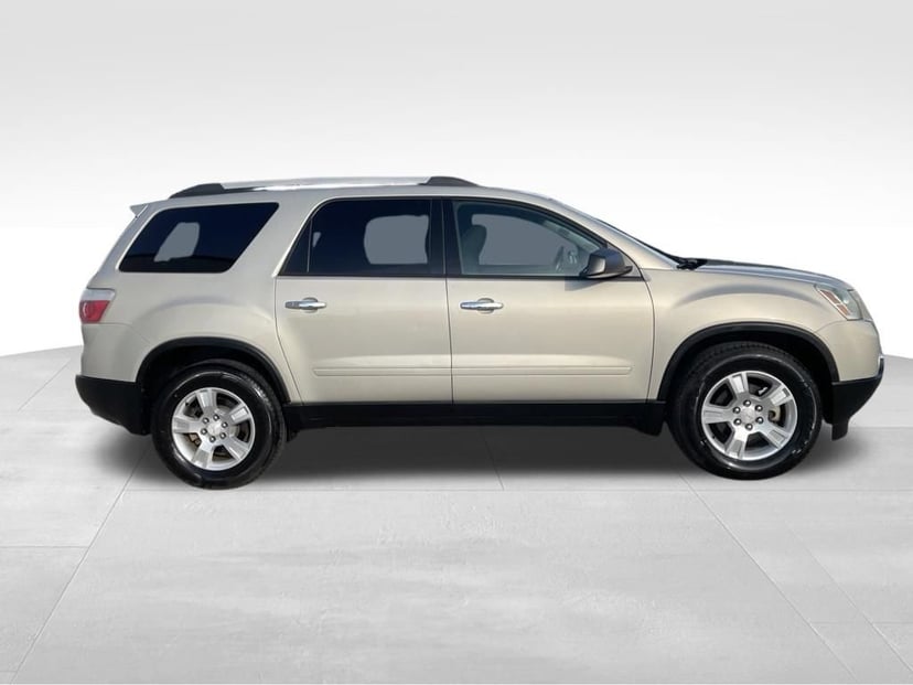 2011 GMC Acadia - Image 2