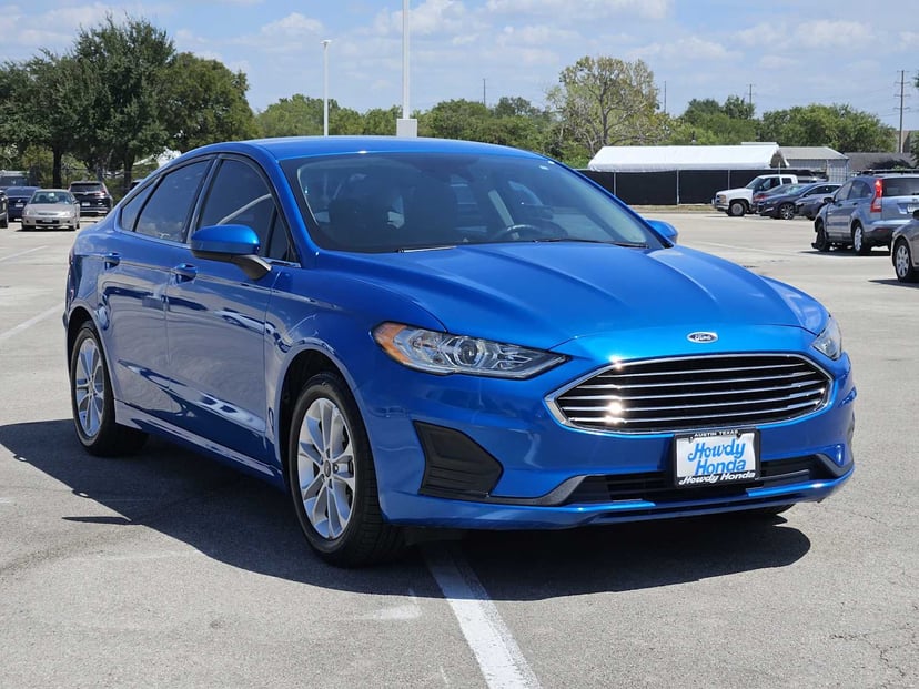 2020 Ford Fusion - Image 2