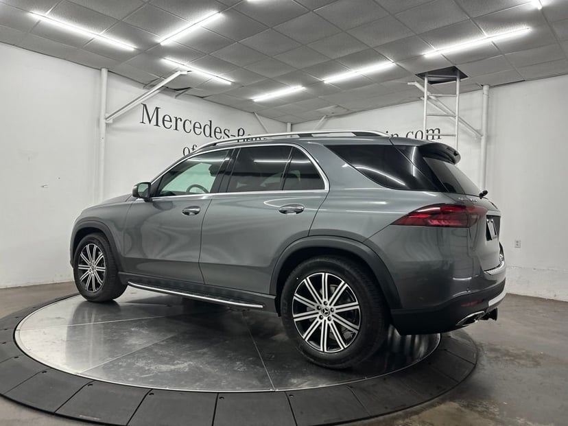 2026 Mercedes-Benz GLE - Image 3