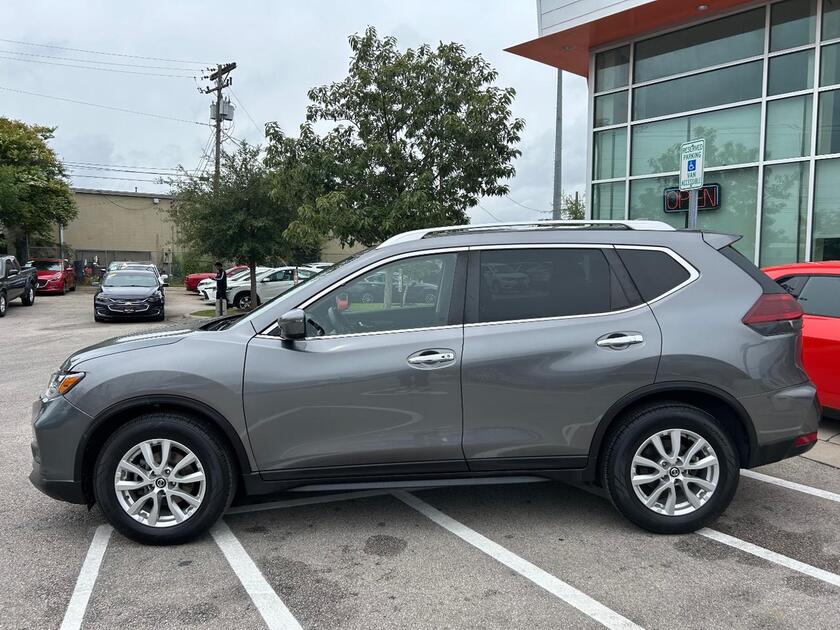 2020 Nissan Rogue - Image 2