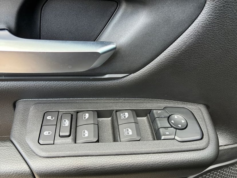 2026 Ram 1500 - Image 3