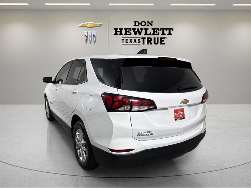 2023 Chevrolet Equinox - Image 3