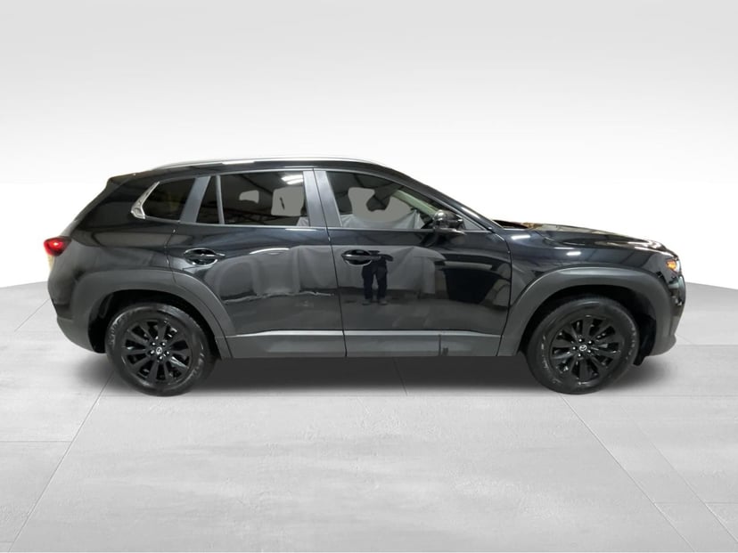 2025 Mazda CX-50 - Image 2