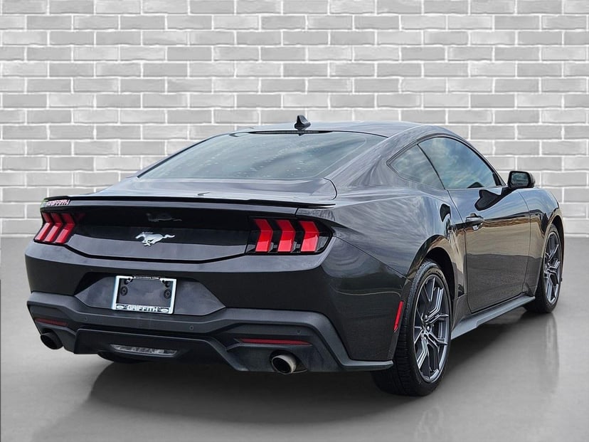 2024 Ford Mustang - Image 3